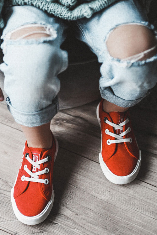 Veľká hviezda JJ374167 Red Sneakers