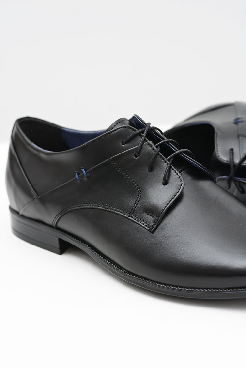 Elegantná čierna obuv gaspare leštná koža