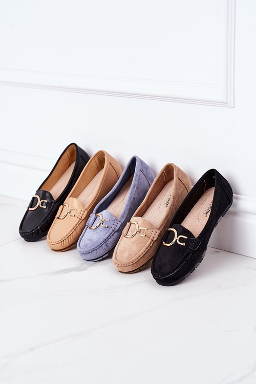 Dámske semišové mokasíny svetlo hnedé v centre mesta