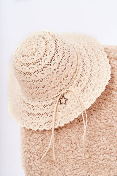 Dámska otvorená klobúk Beige Mera