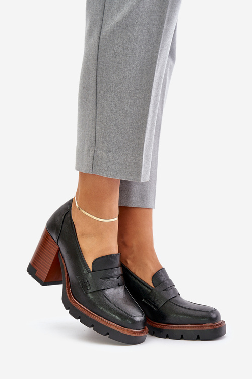 Dámske topánky na opätku s platformou z ekologického semišu čierne Vinceza 58105