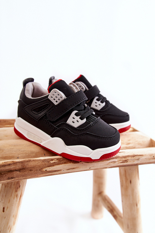 Detské kožené športové športy čierna a červená marisa