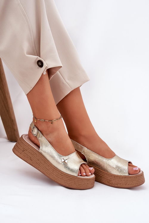 Dámske kožené sandále na platforme Vinceza 41476 zlaté