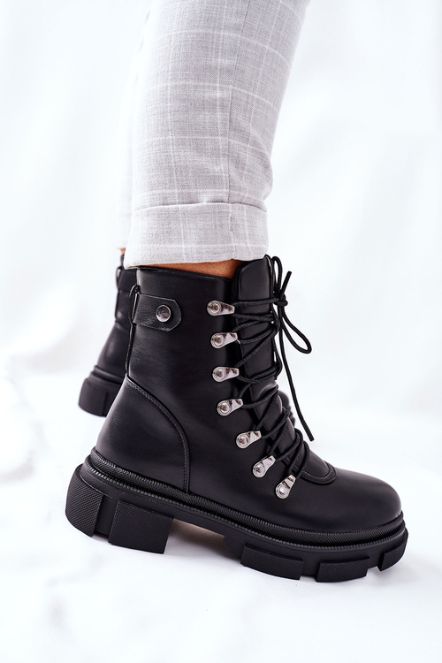 Ženské izolované topánky čierne perfektné topánky