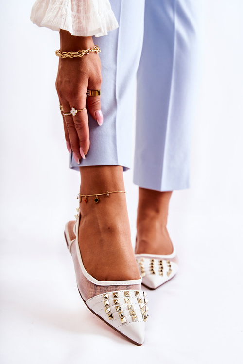 Dámske baleríny s cvočkami White Kinley