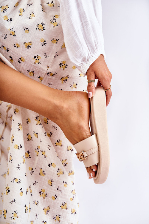 Módní pantofle s řetízkem béžový Megosa