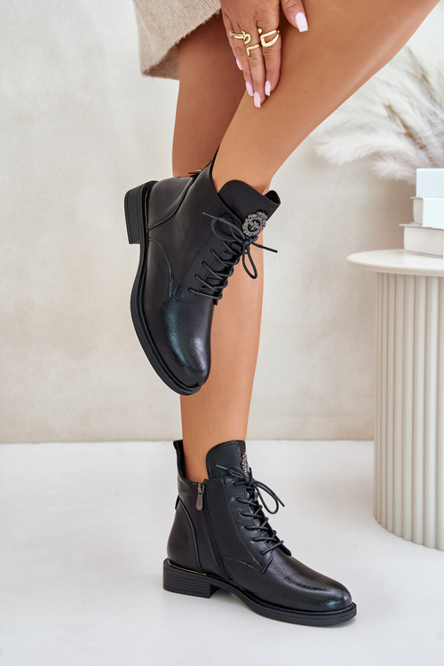 Zateplené čižmy na plochom podpätku s ozdobou čierne Leonise