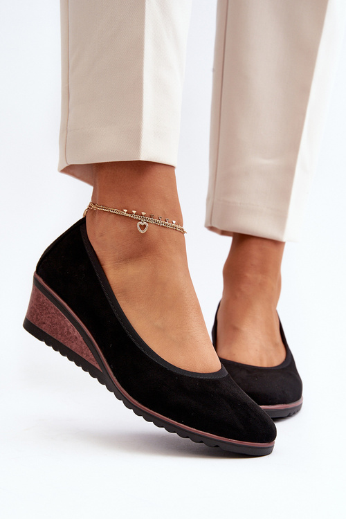 Dámske topánky na podpätku čierne Belli