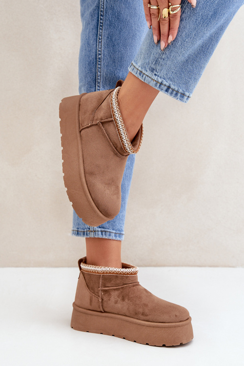 Sněhule na platformě s ozdobným vyšíváním světlobéžové Heslania