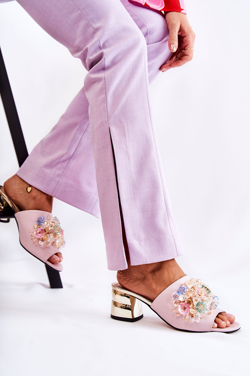 Kožené dámské pantofle na vysokých podpatcích s zdobením růžove Calinda