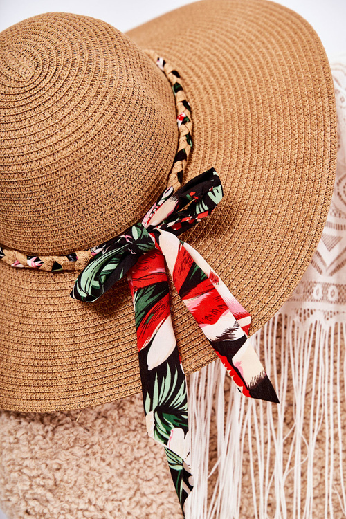 Dámsky klobúk s farebným pásom Camel Marsel