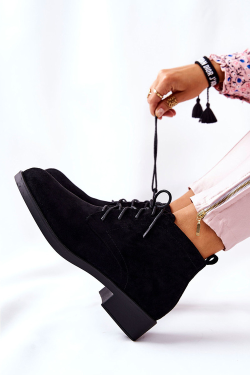 Izolované čierne topánky Malititea