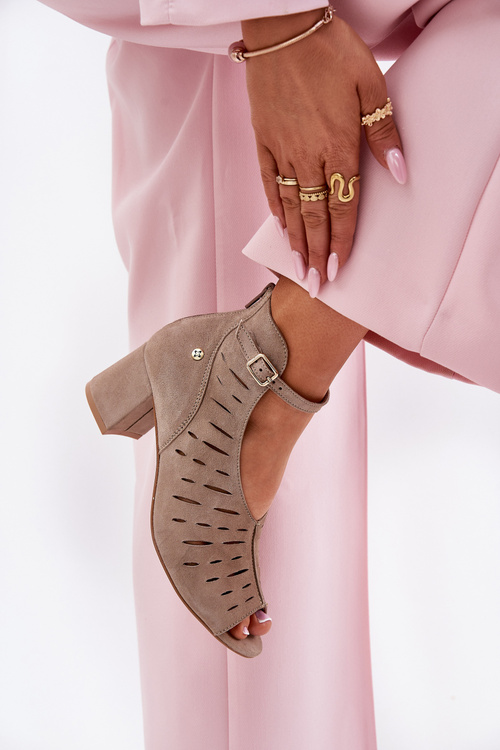 Dámské Semišové Boty Na Podpatku Maciejka Tmavě Béžové 06893-10