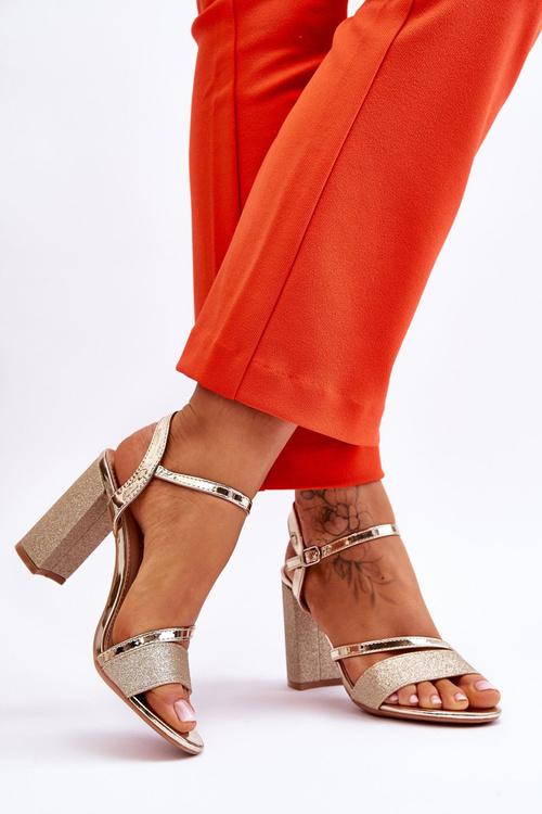 Zlaté podpätky lesklé sandále Alicia
