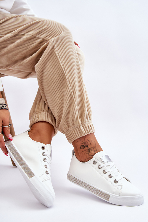 Nízke dámske tenisky s bielymi a striebornými kamienkami Demira