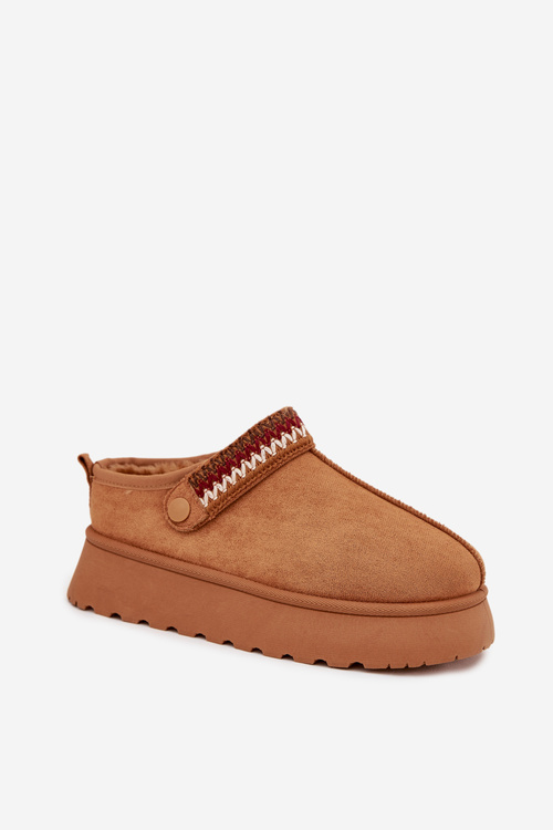 Dámske nízke snehule s pohyblivým pásikom a výšivkou na platforme Camel Lyrisse