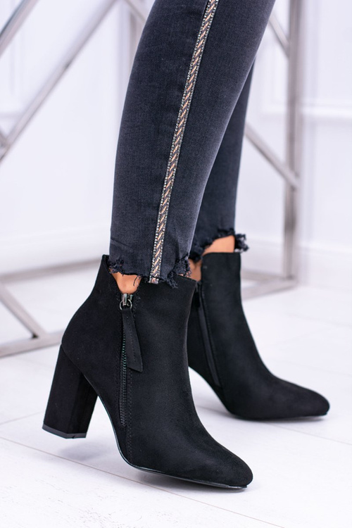 Dámske čierne topánky na egida Suede Post