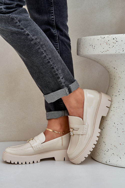 Lakované dámské mokasíny s ozdobnou hračkou medvěd béžové Wulinea