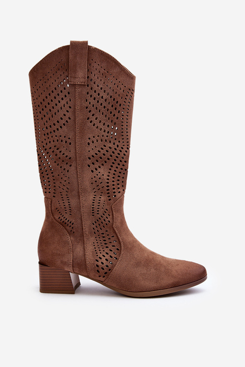 Hnedé čižmy s nízkym opätkom a otvoreným vzorom Walea