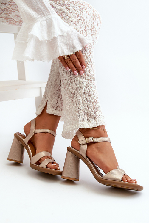 Kožené sandály na podpatku Maciejka 06029-25 Zlaté