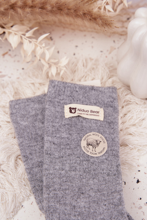 Teplé vlněné dámské ponožky s nášivkou šedé