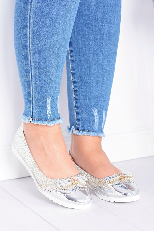 Dámske strieborné vložené baleríny s lukom Cleoss