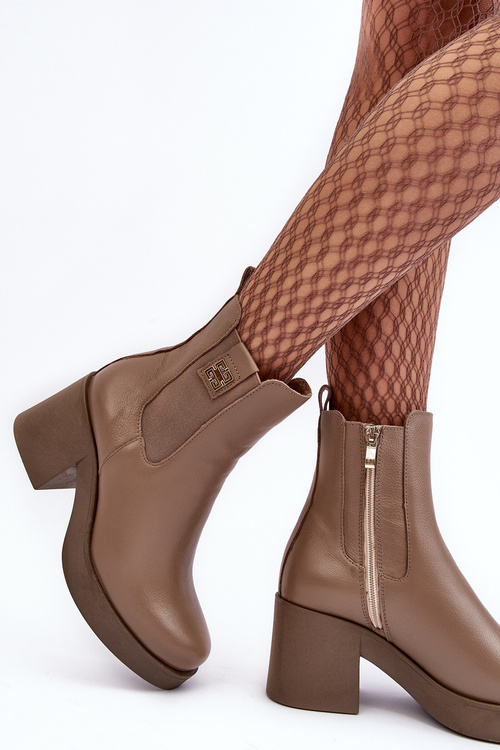 Kožené dámské boty na podpatku černé Kodra