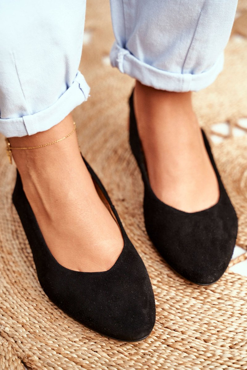 Maciejka Black Ballerinas 04482-01