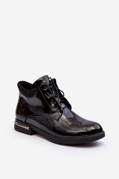 Dámské lakové polobotky na plochém podpatku Lu Boo černé