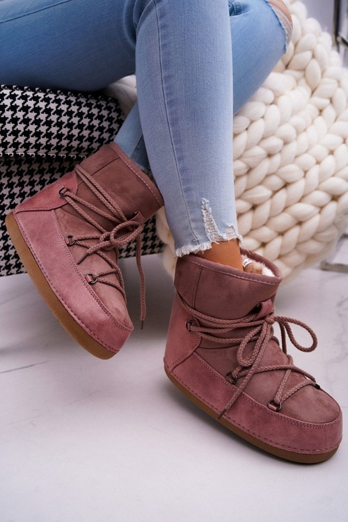 Dámske snehové topánky izolované ružovým kožušinou veme