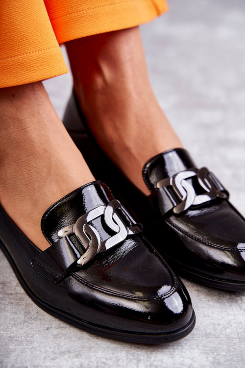 Módne lakované topánky Loafer Black Trine