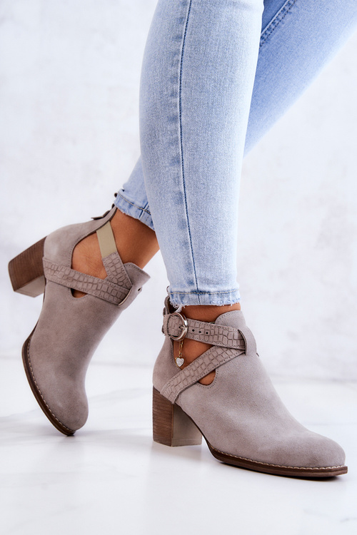 Kožené kozačky střihu na sloupku Šedá Axelle