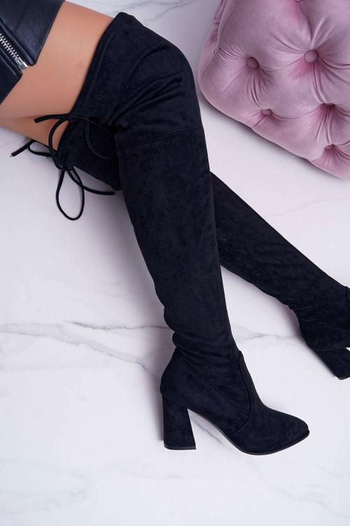 Dámske topánky na čiernom Bernet Suede Post