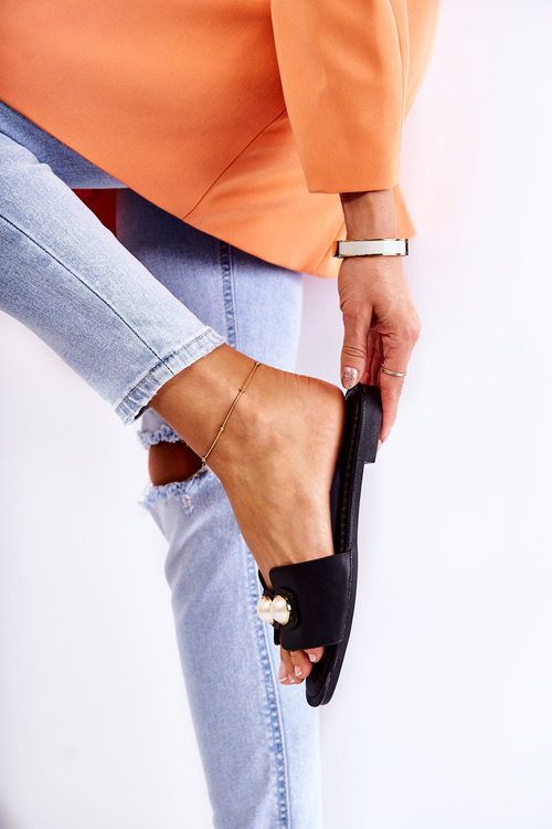 Dámské pantofle s ozdobnými perlami černé Tacoma