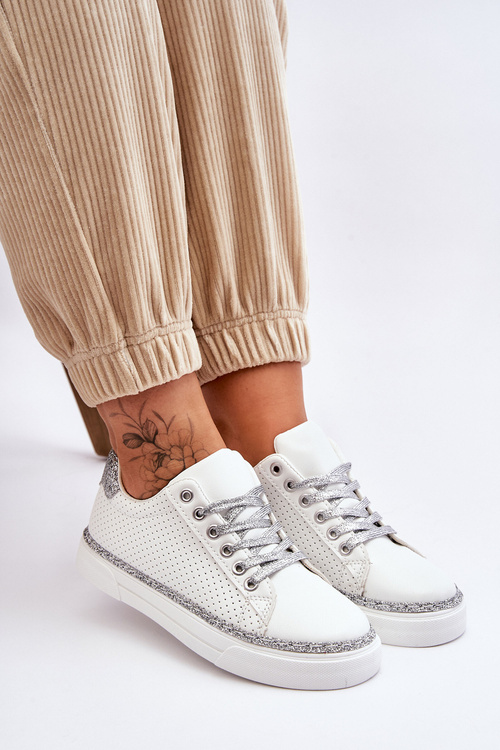 Dámské nízké perforované tenisky bílý a stříbrný Daxton