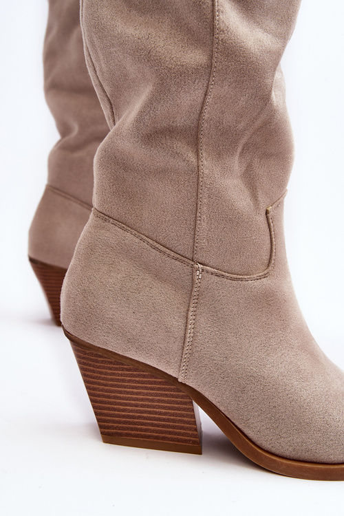 Dámske topánky pred kolenom, ľahký žobrák