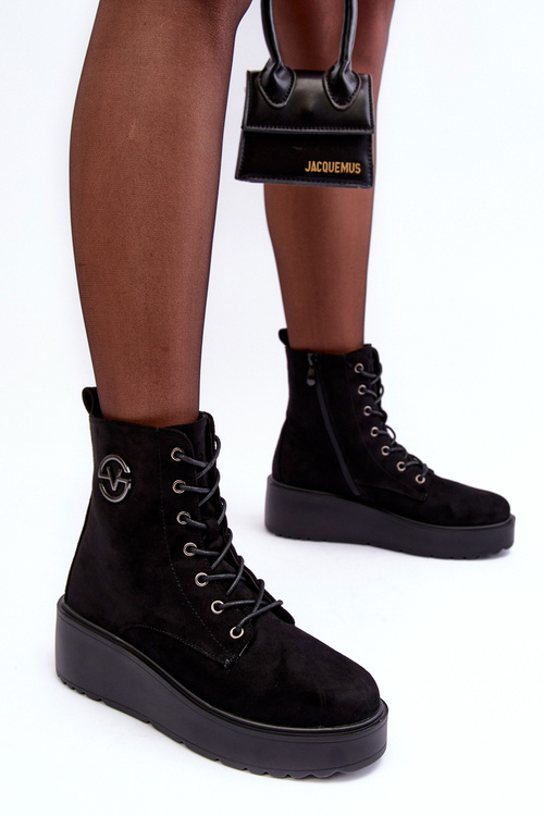 Suede Workers na masívnej plošine Black Lavica Klidges