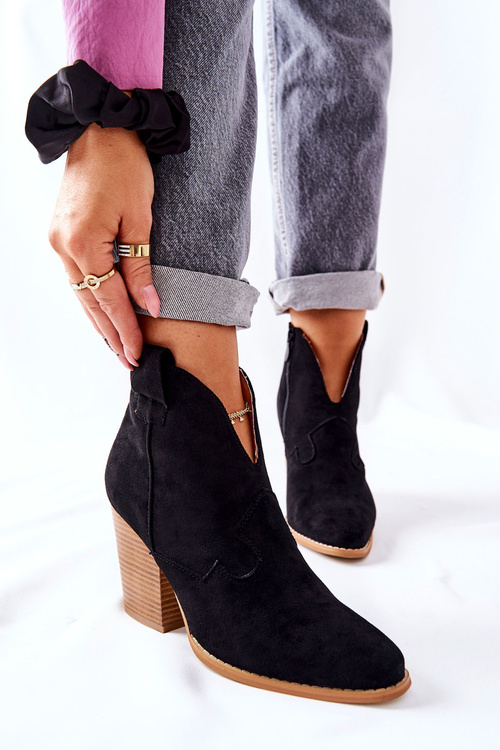 Dámske topánky Black Meronet na príspevku