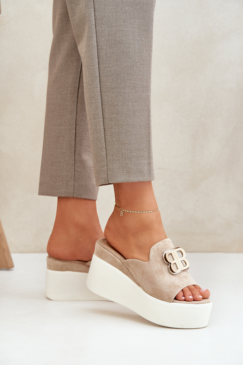 Sandal na Platforme A Klíne S Ozdobou Béžové Tanonea