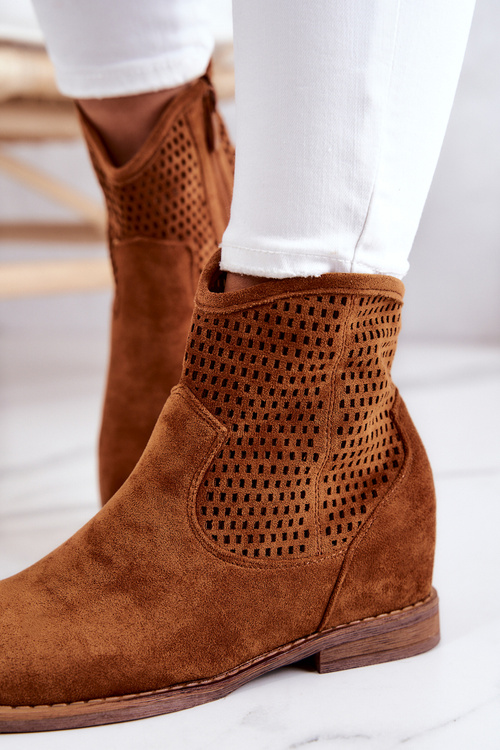 Ženské semišové topánky skryté ťavové solene klin