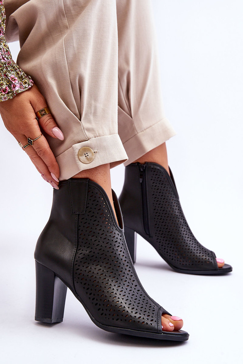 Prolamované Kožené Boty Na Podpatku černá Florina