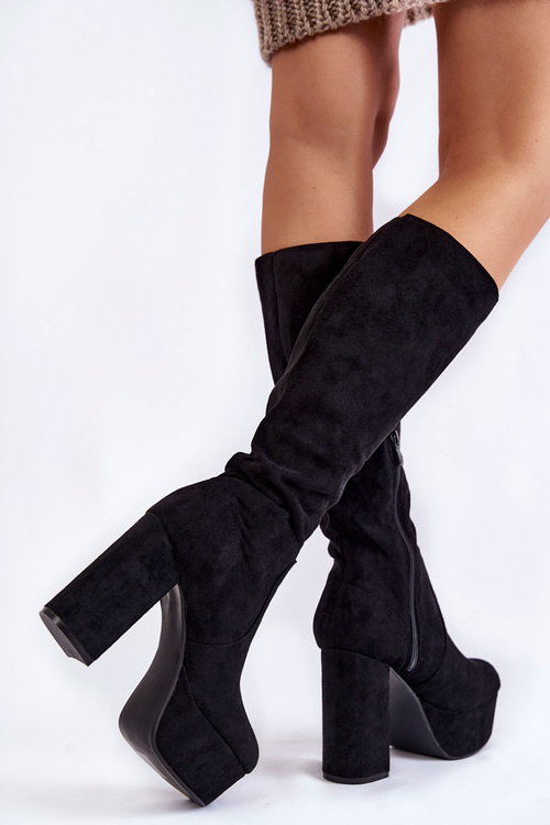 Suede Boots na masívnej päte a čiernej platforme Nevira