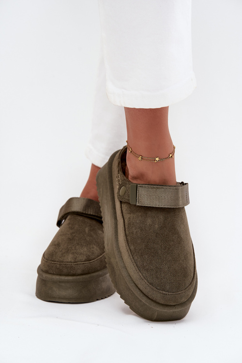 Dámské sněhule na platformě s přezkou tmavě zelené Jorielle