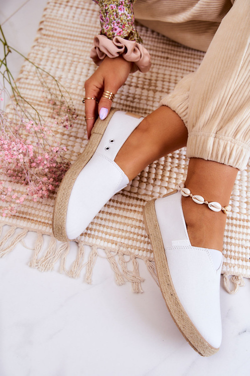 Módne ženské espadrilles krížové džínsy jj2r4001c biele