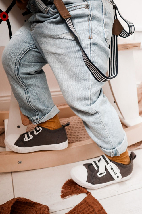 Dětské Tenisky Se Suchým Zipem Šedé News