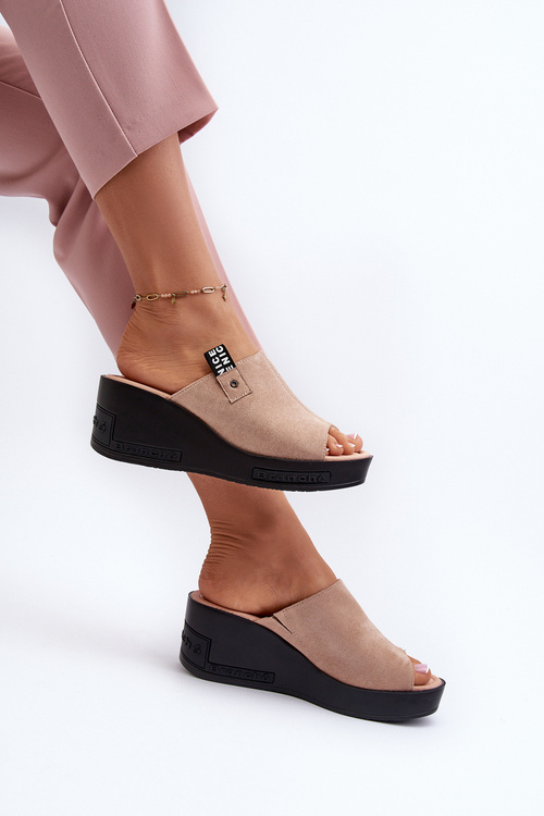 Dámské klínové sandály béžové Vleni