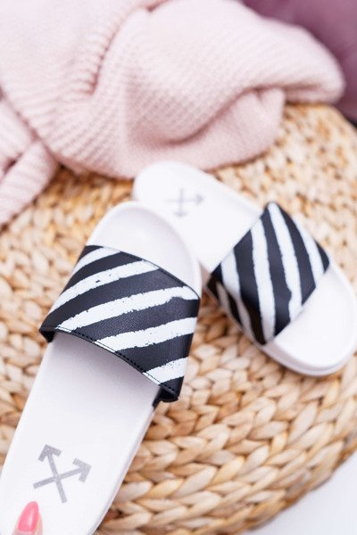 Žabky dám bieleho aynna