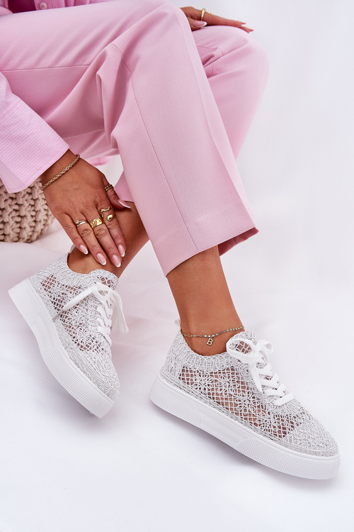Dámske Dierkované Tenisky Na Platforme Biele Aranelith