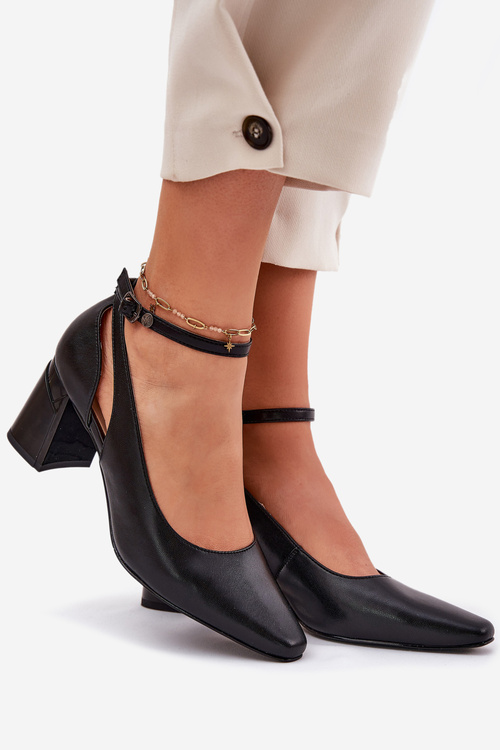 Kožené Lodičky Na Podpätku Maciejka K6816-01 Čierne