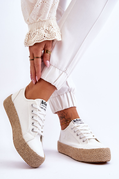 Módne tenisky s Lee Cooper LCW-23-31-1796L White Braid